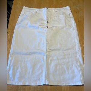 Banana Republic White Denim Knee Length Back Slit Skirt 18
